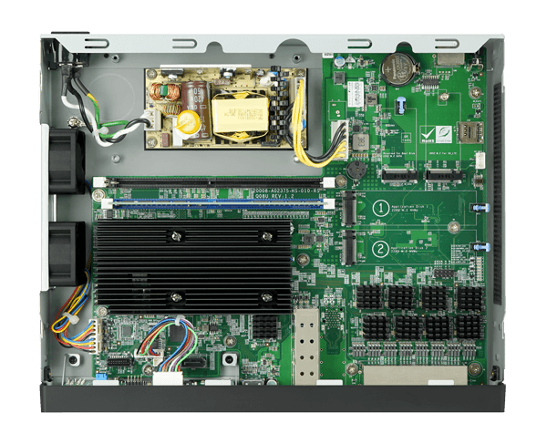 PUZZLE-3032 desktop network appliance with Intel CPU